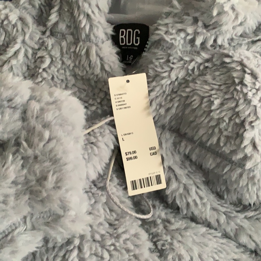 UO blue cropped teddy coat - Picture 9 of 9